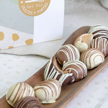 Cargar imagen en el visor de la galería, Bolitas de Miga y Caluga