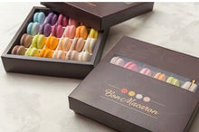 Cargar imagen en el visor de la galería, Caja Macarons