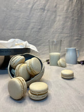 Cargar imagen en el visor de la galería, Macarons