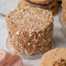 Cargar imagen en el visor de la galería, Mini Torta Crocante de Almendras