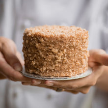 Cargar imagen en el visor de la galería, Mini Torta Crocante de Nuez