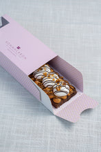 Cargar imagen en el visor de la galería, Barra de Brownie Manjar Merengue
