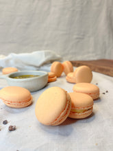 Cargar imagen en el visor de la galería, Macarons
