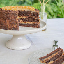 Cargar imagen en el visor de la galería, Torta Chocolate Manjar
